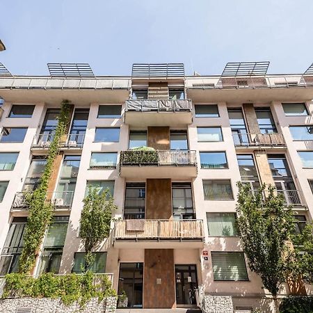 Apartments Palmovka Прага Экстерьер фото