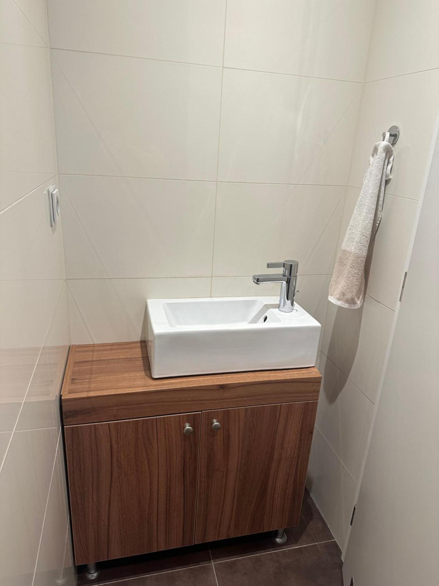 Apartments Palmovka Прага Экстерьер фото