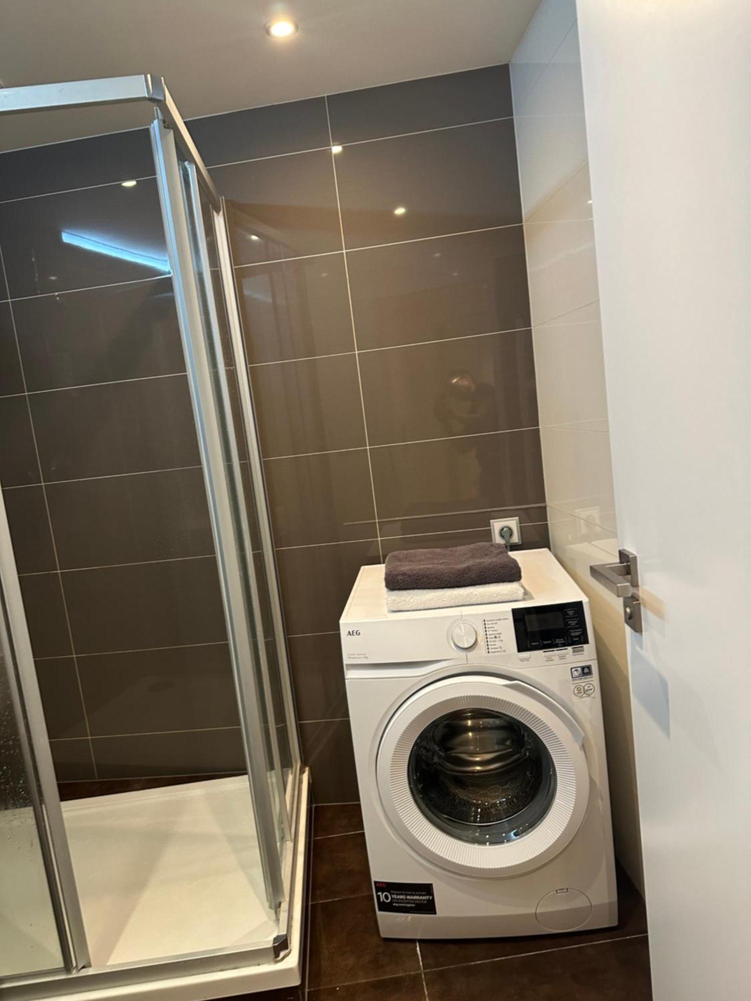Apartments Palmovka Прага Экстерьер фото