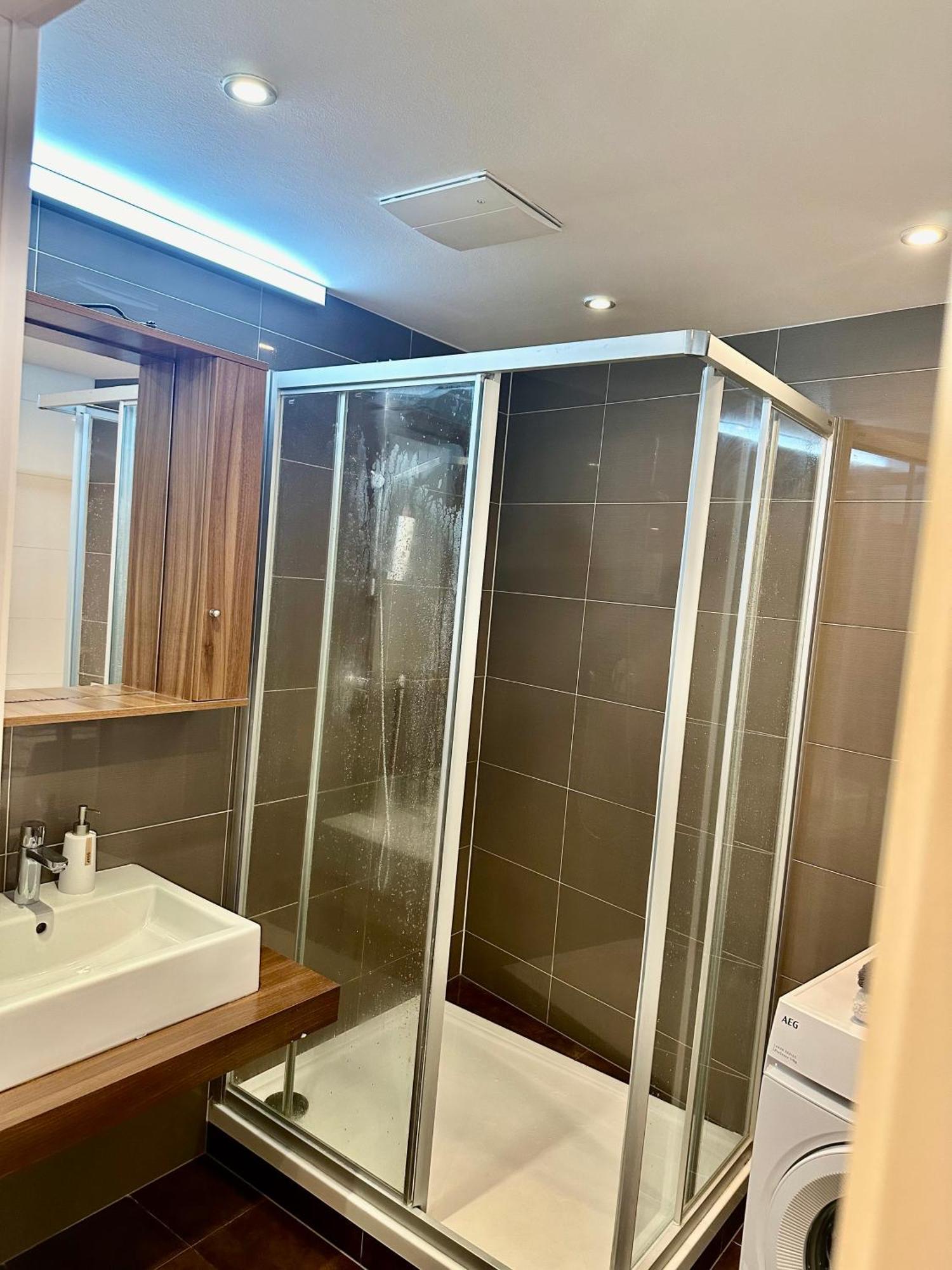 Apartments Palmovka Прага Экстерьер фото