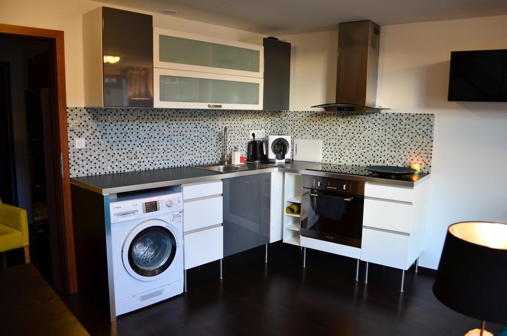 Apartments Palmovka Прага Экстерьер фото