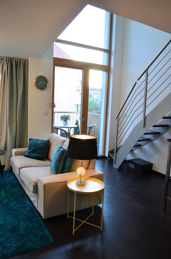 Apartments Palmovka Прага Экстерьер фото